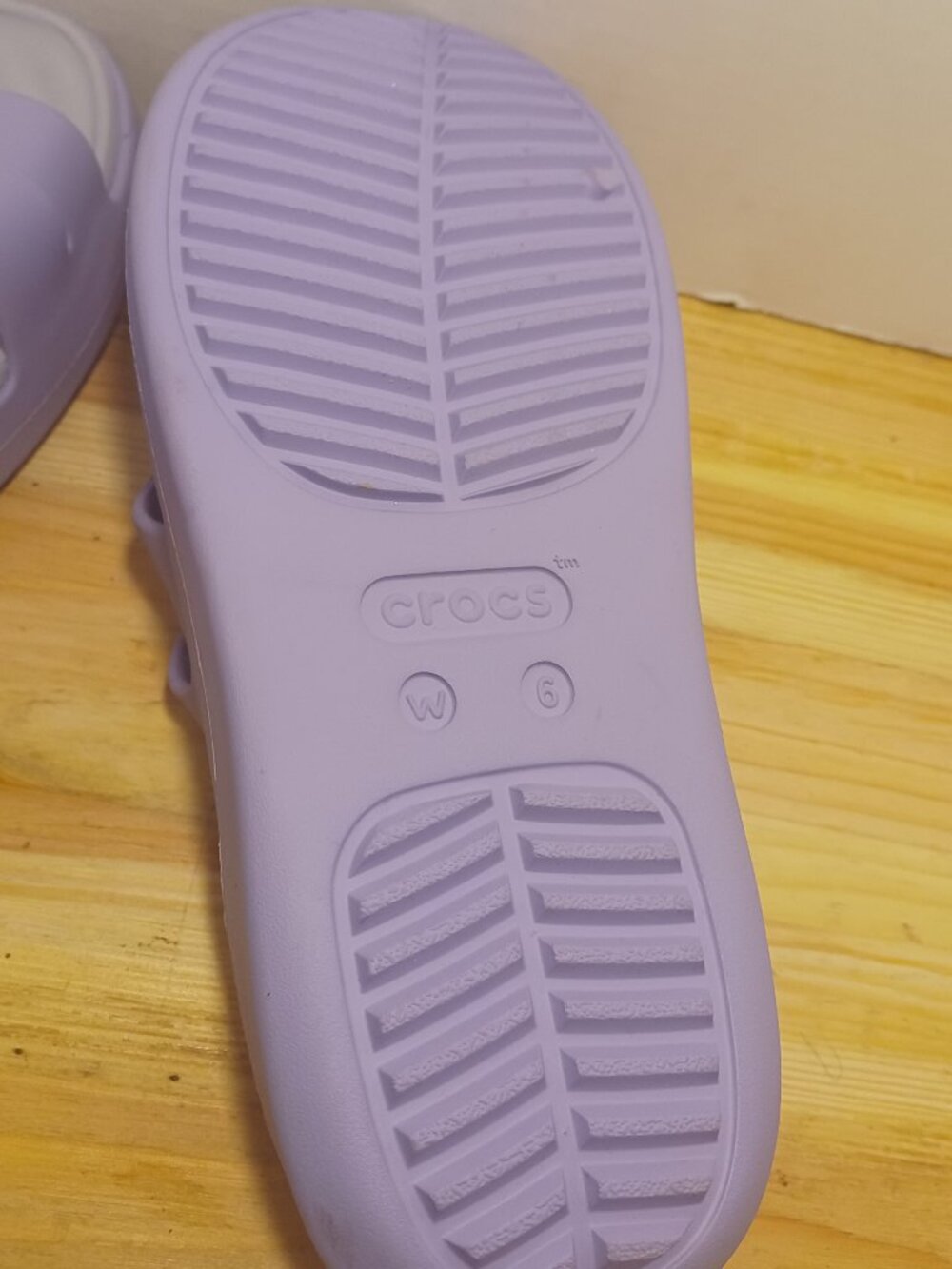 New CROCS Strappy Slides Size 6W - Picture 5 of 5